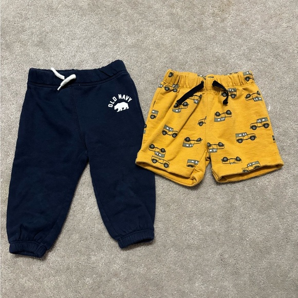Toddler Boys 12-18 Months Clothing Lot - Picture 5 of 5
